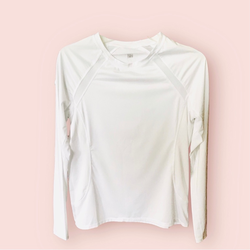 NWT! Tail ALDA Raglan Long Sleeve Top